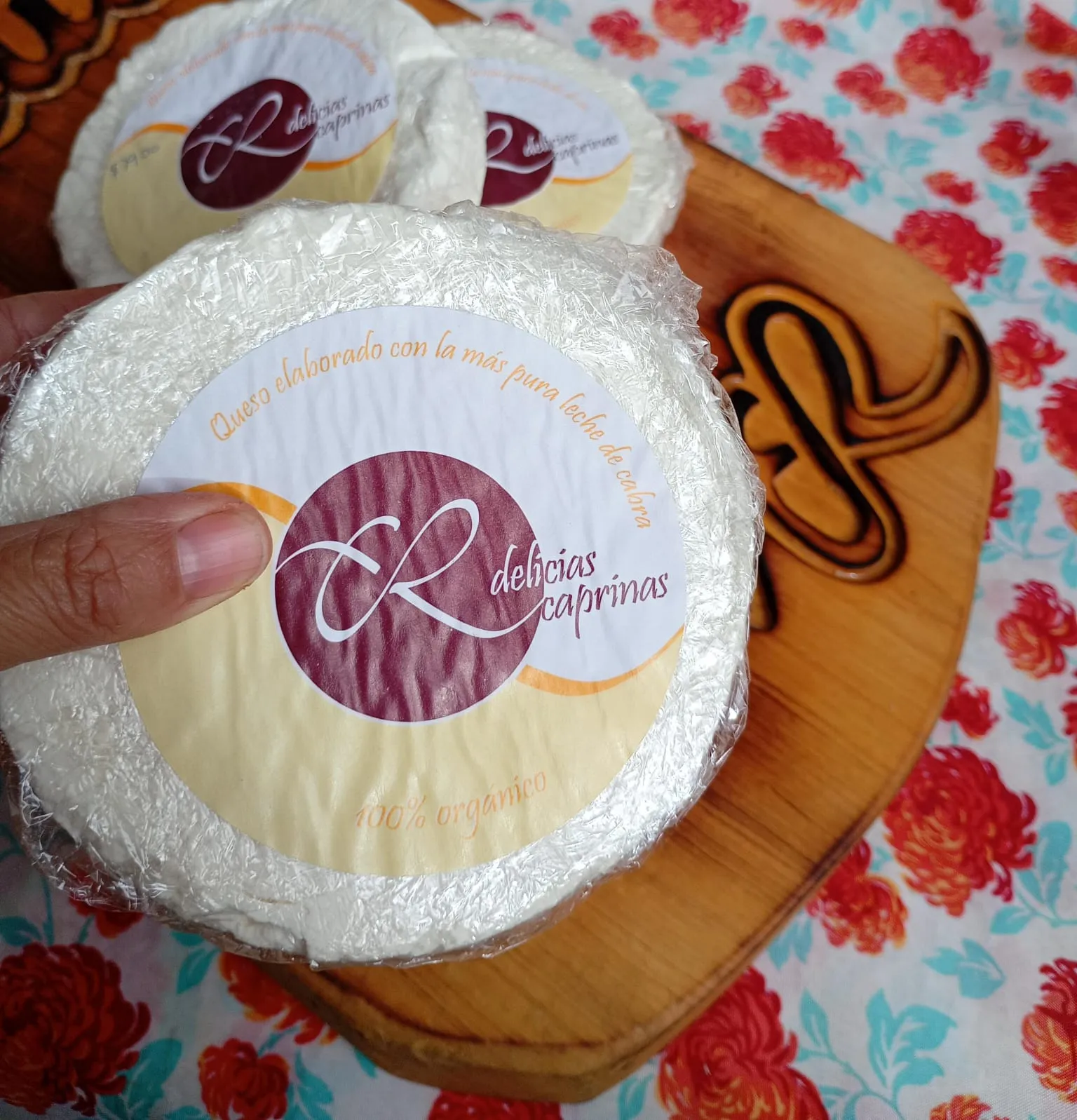 Queso de cabra x 300 grs - Delicias Caprinas